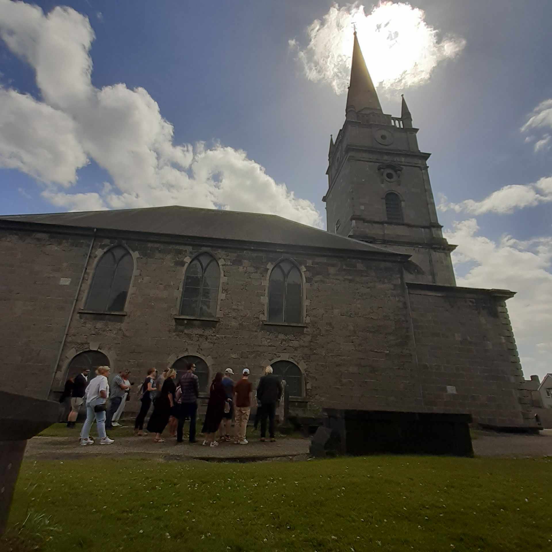 357675107_1989064978121386_777144415915098156_n