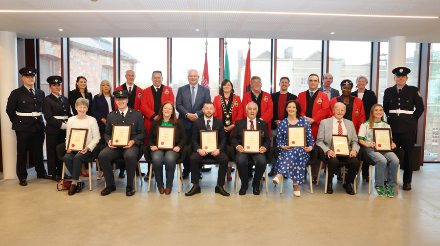 2026 Borough District of Drogheda Mayoral Award Winners alongside elected members, members of the executive and the colour party