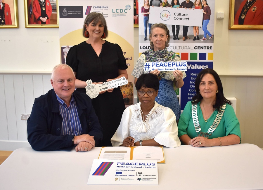 L-R: David Conway, Chief Executive of Louth County Council; Susan Deery, PEACEPLUS Programme Manager, Louth County Council; Flora Okabi, Founder and Coordinator, Culture Connect CLG; Evelyne Bourton, witness; and Cllr Dolores Minogue, Cathaoirleach of Louth County Council, pictured at the contract signing for two PEACEPLUS programmes at the Civic Offices, Drogheda.